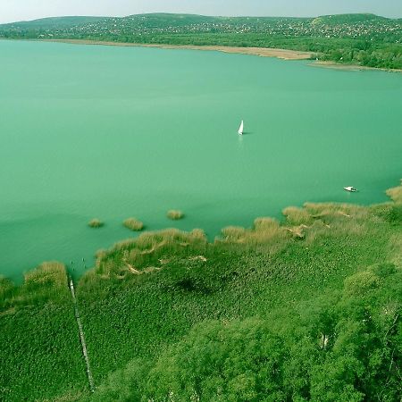 Fuzliget Surf Garden Διαμέρισμα Balatonfůzfő Εξωτερικό φωτογραφία